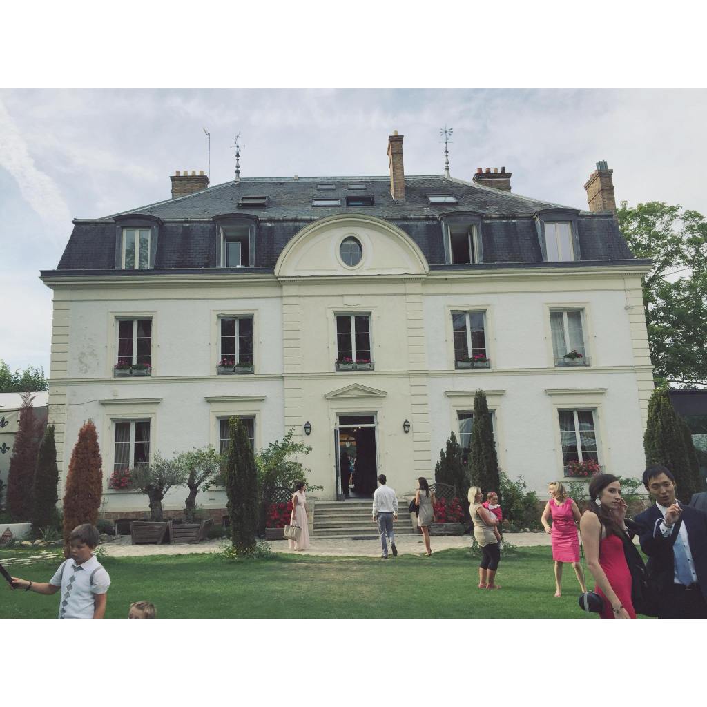 Pre-Move Bias: French&nbsp;Weddings