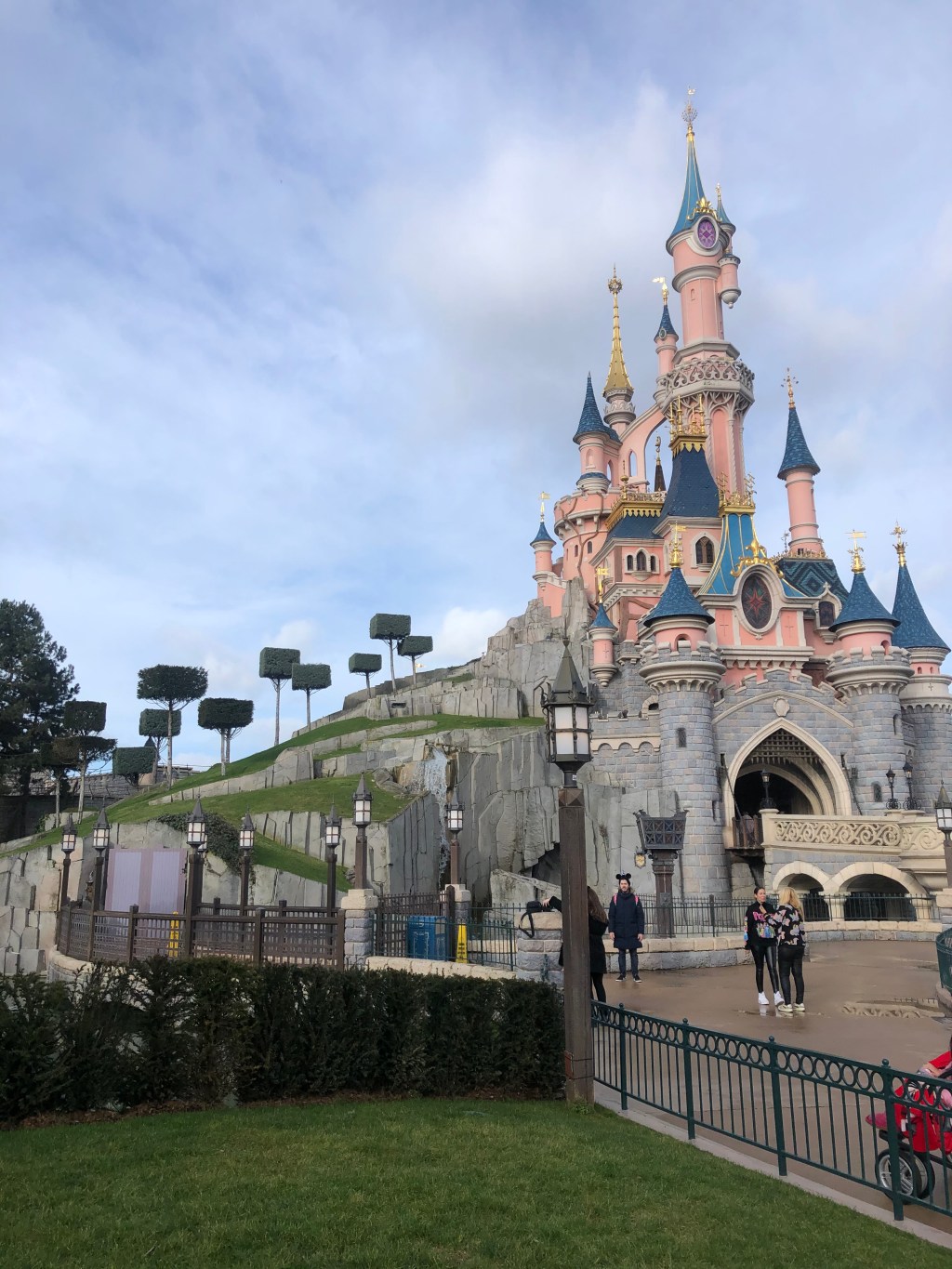 What You Really Need to Know Before You Visit Disneyland Paris